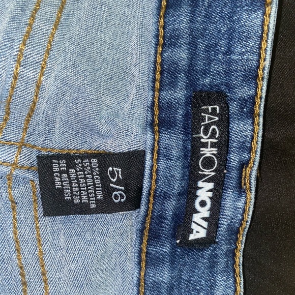 Jeans - Picture 4 of 4
